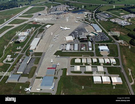 Lexington bluegrass airport - 